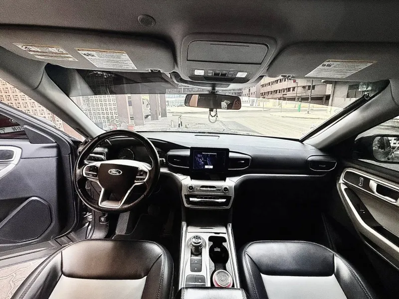 2022 Ford Explorer in Dubai