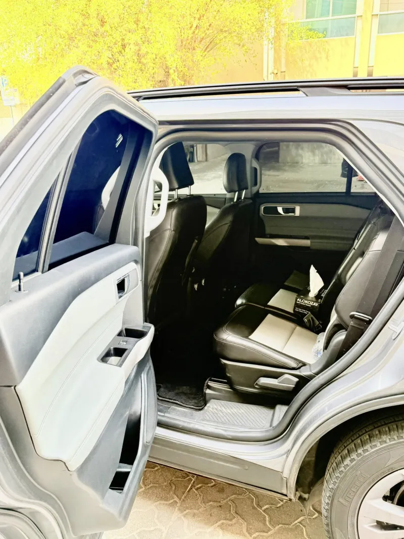 2022 Ford Explorer in Dubai