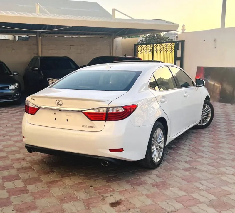 2014 لكزس ES - اي اس in Dubai