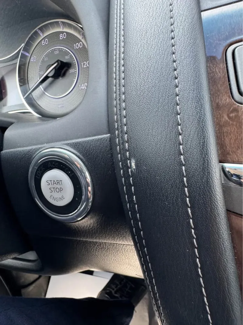 2017 Infiniti QX80 in Dubai
