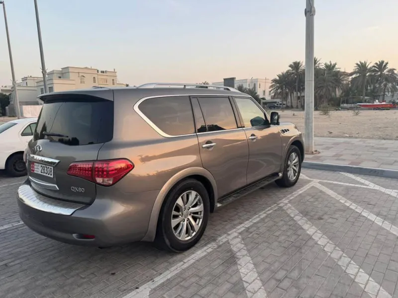 2017 Infiniti QX80 in Dubai
