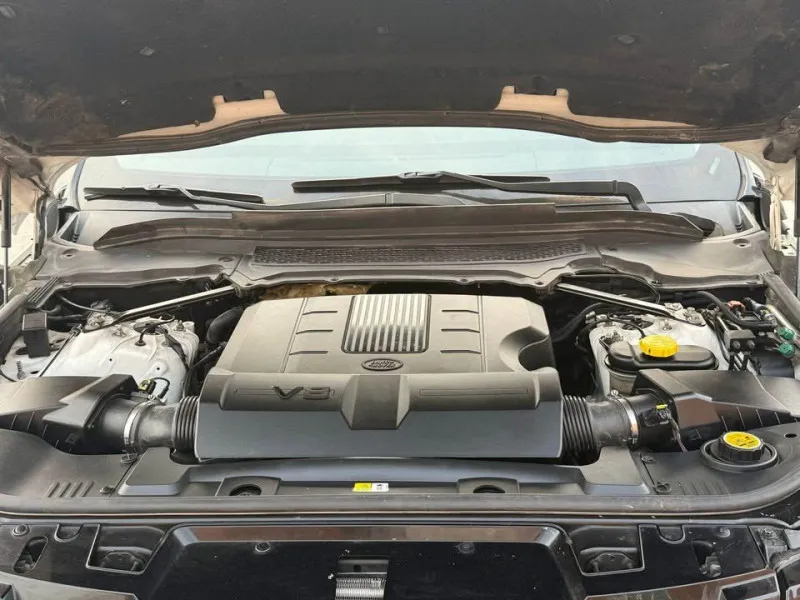 2014 Land Rover Range Rover Sport in Dubai
