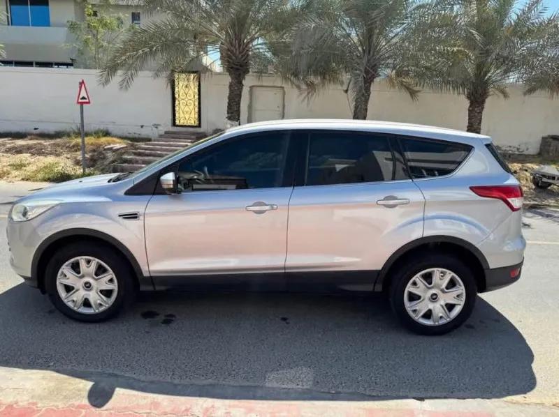 2015 Ford Escape in Dubai