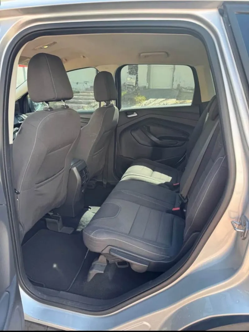 2015 Ford Escape in Dubai