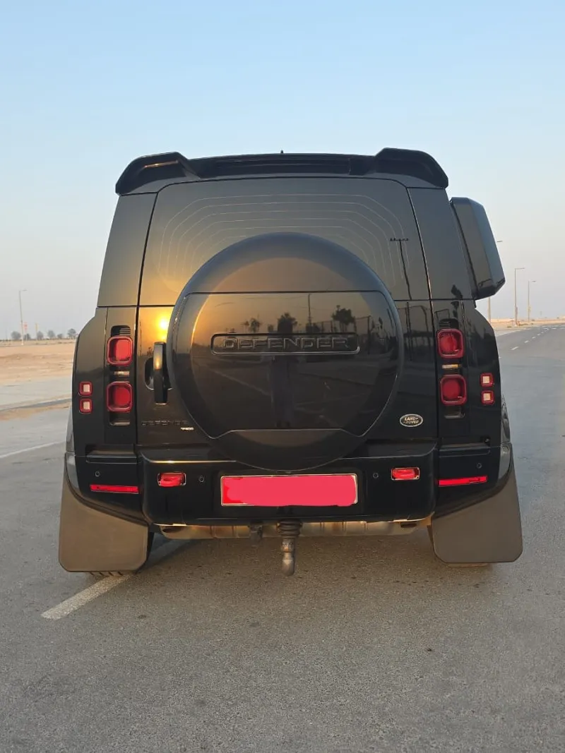 2023 لاند روفر ديفندر in Dubai