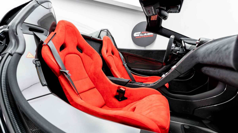 2017 McLaren 675LT in dubai