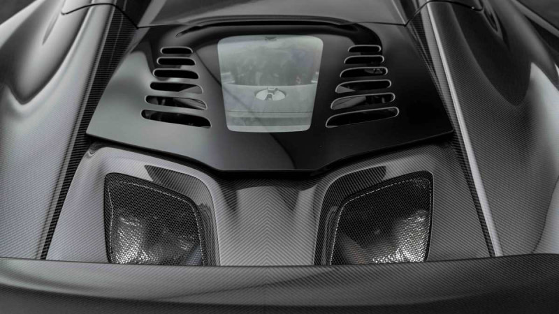 2017 McLaren 675LT in dubai