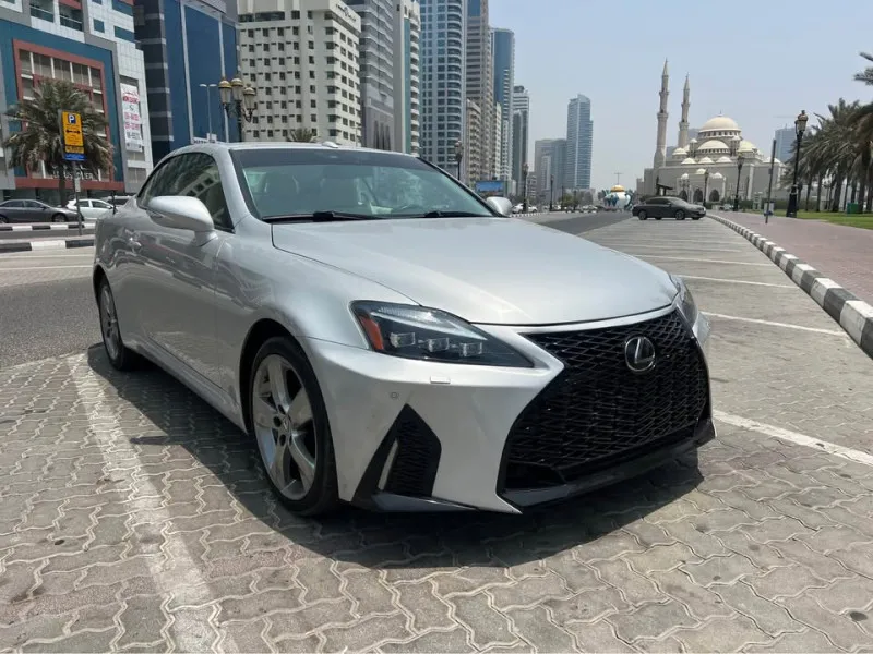 2010 Lexus IS in Dubai