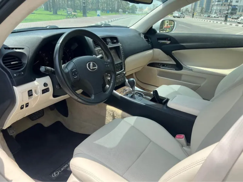 2010 Lexus IS in Dubai