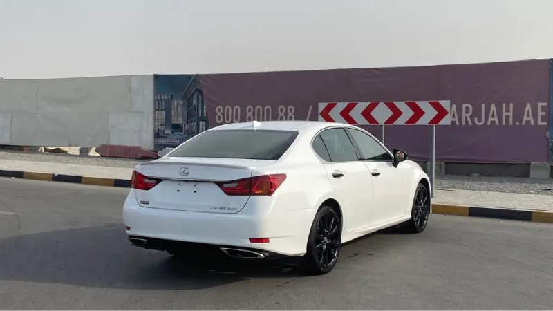 2015 Lexus GS in Dubai