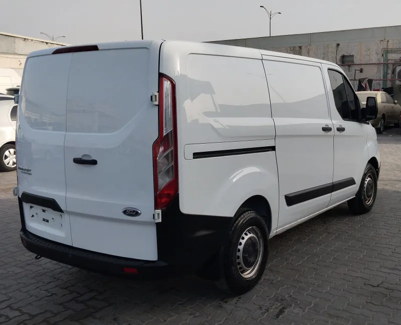 2021 فورد ترانزيت in Dubai