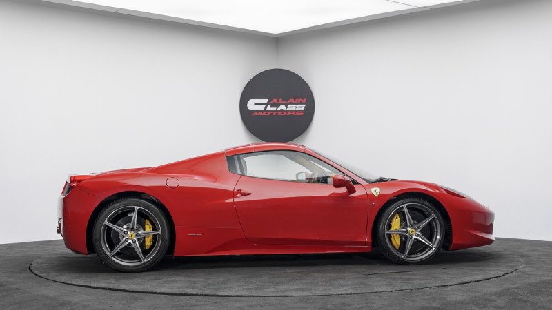 2015 Ferrari 458 in dubai