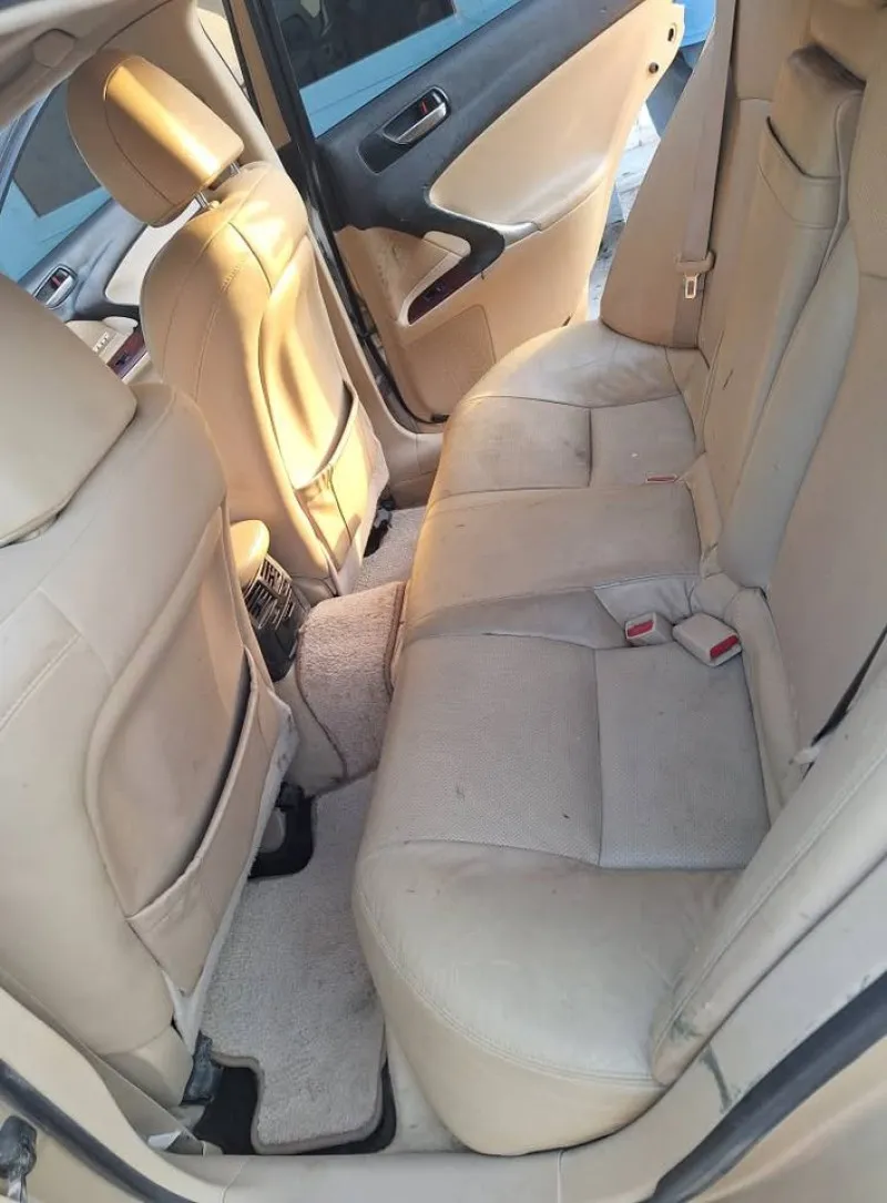 2014 فولجس فاجن باسات in Dubai