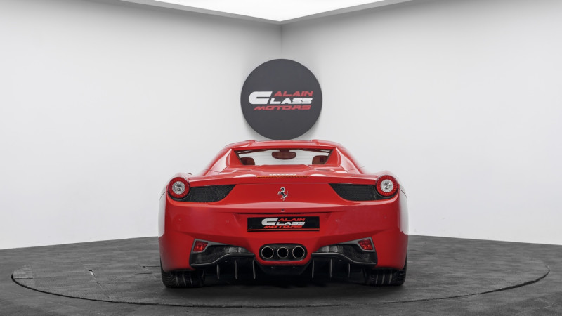 2015 Ferrari 458 in dubai