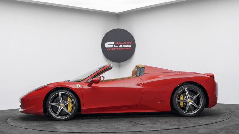2015 Ferrari 458 in dubai