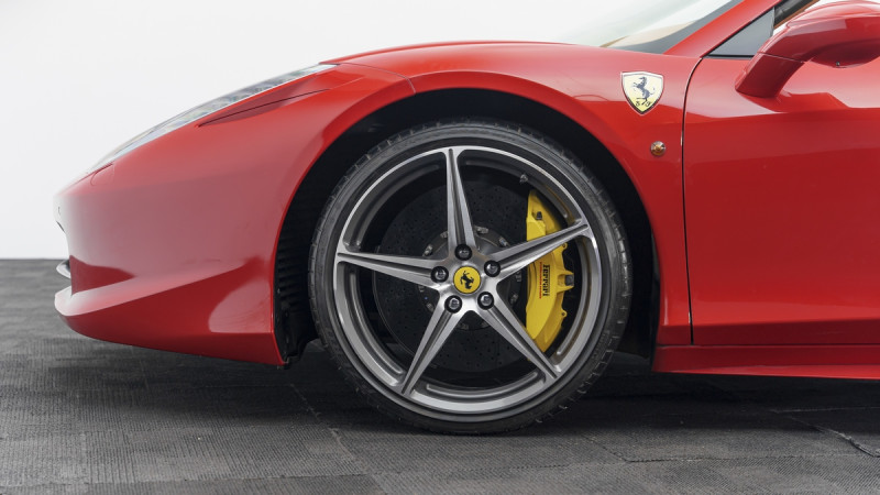 2015 Ferrari 458 in dubai