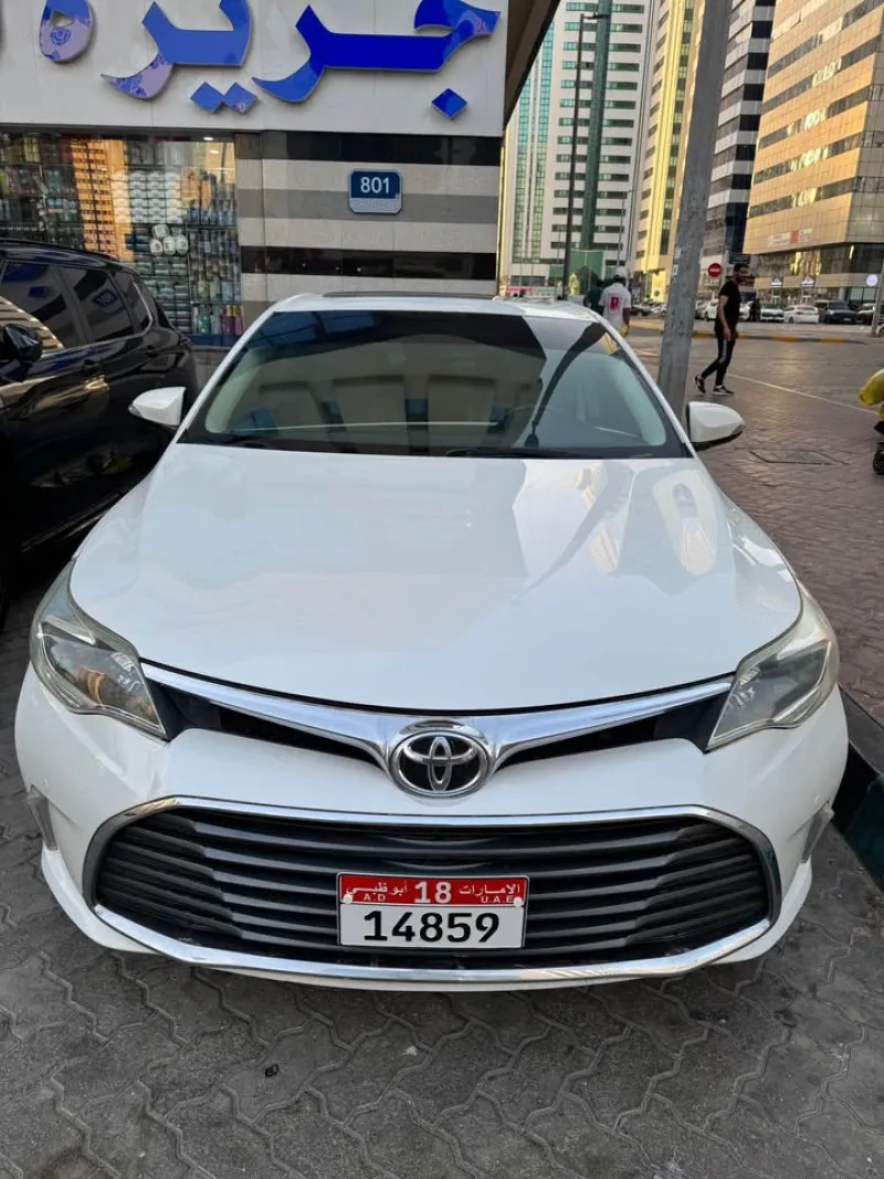 2017 Toyota Avalon in Dubai