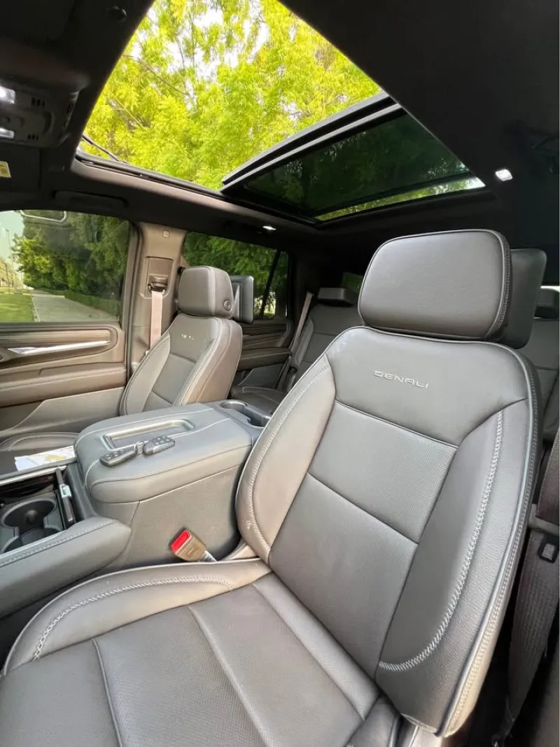 2024 GMC Yukon in Dubai
