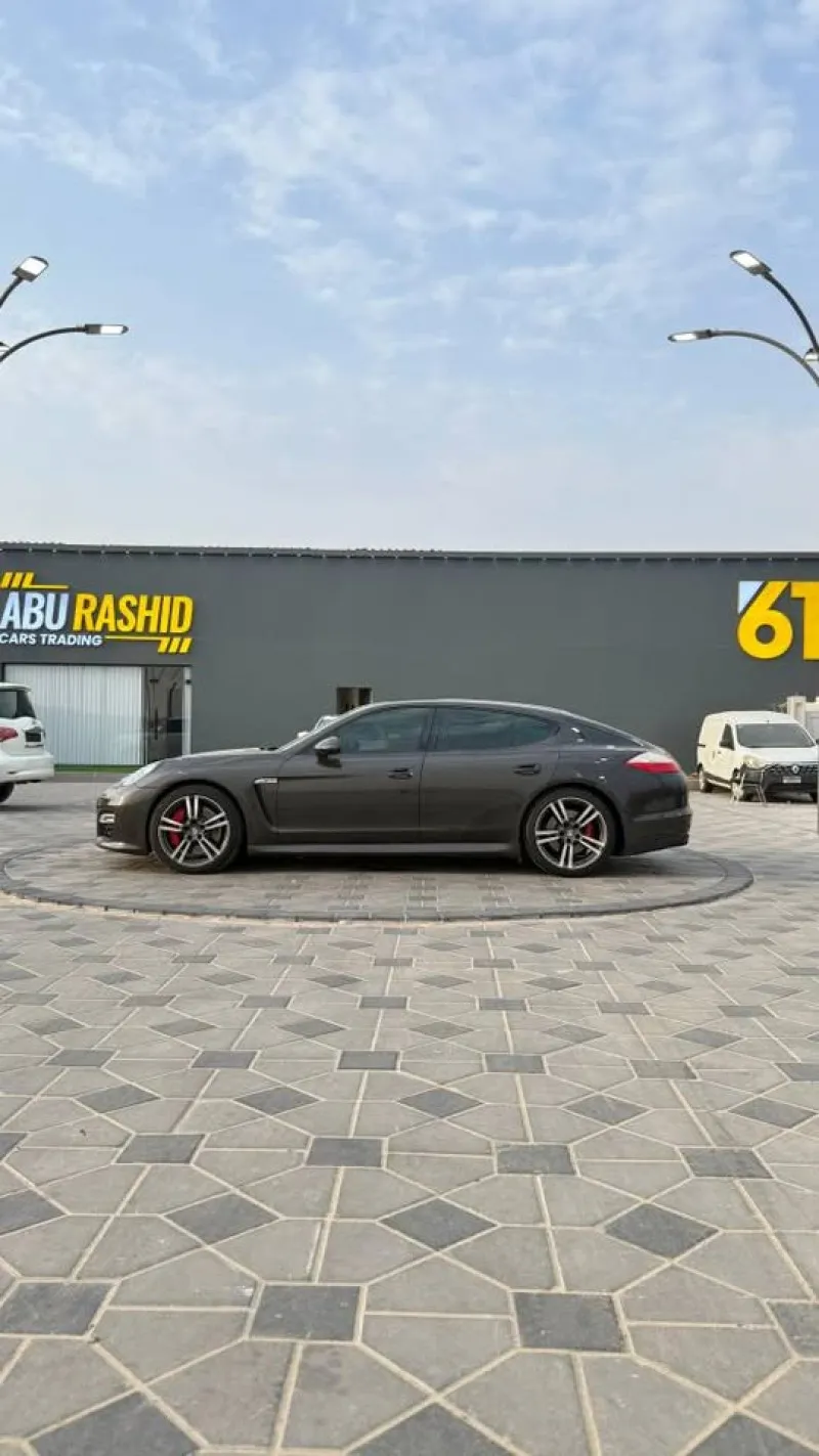 2013 Porsche Panamera in Dubai