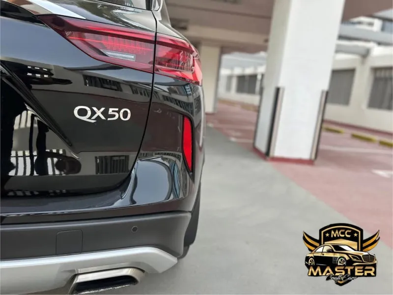 2021 Infiniti QX50 in Dubai