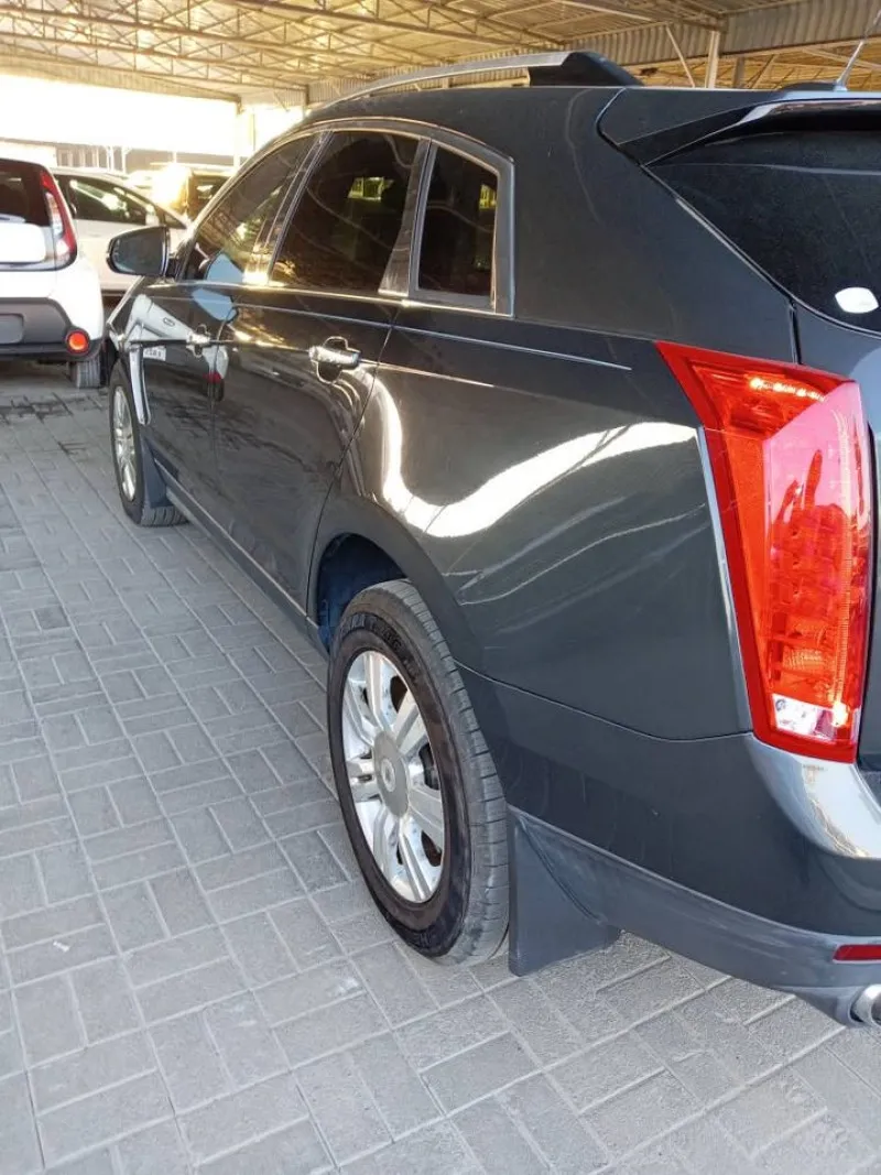 2016 كاديلاك اس ار اكس in Dubai