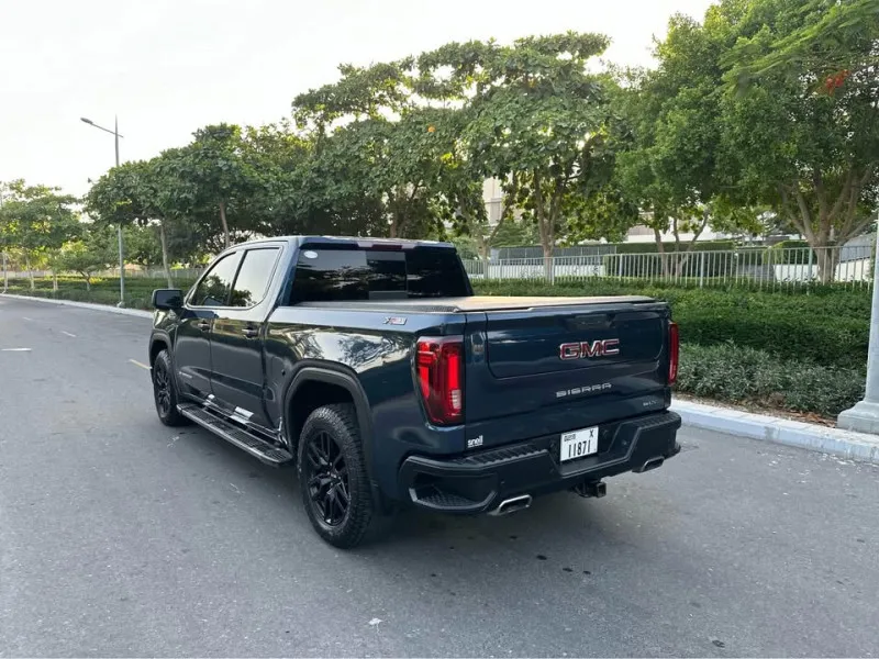 2021 جي أم سي سييرا in Dubai