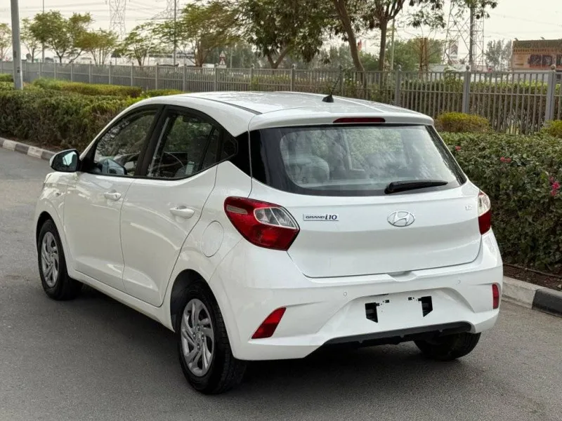 2021 Hyundai I10 in Dubai
