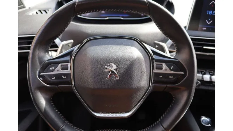 2022 Peugeot 3008 in Dubai
