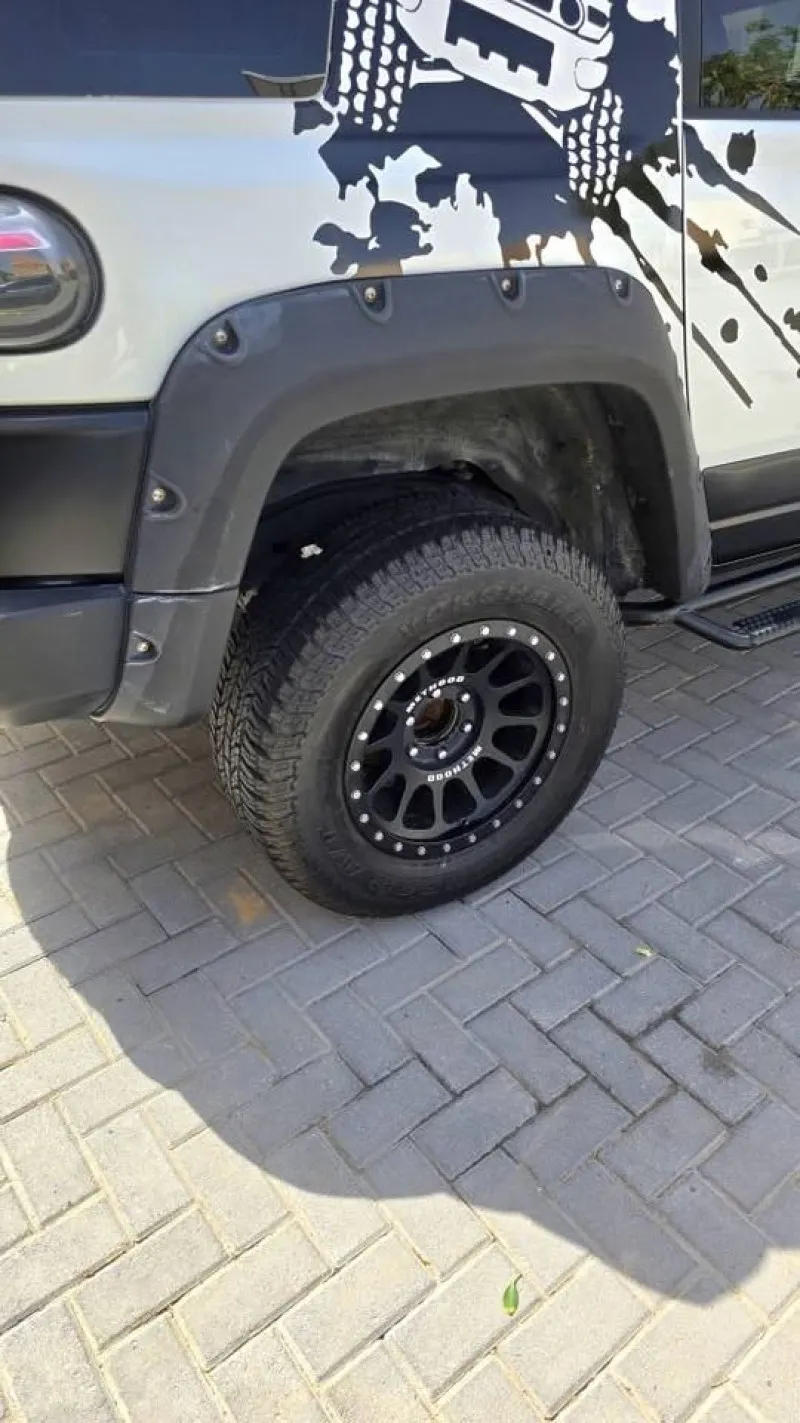 2010 تويوتا أف جي كروزر in Dubai