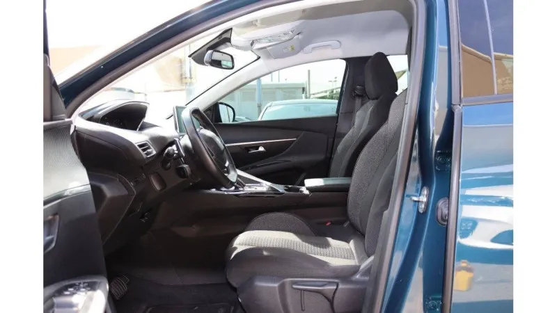 2022 Peugeot 3008 in Dubai