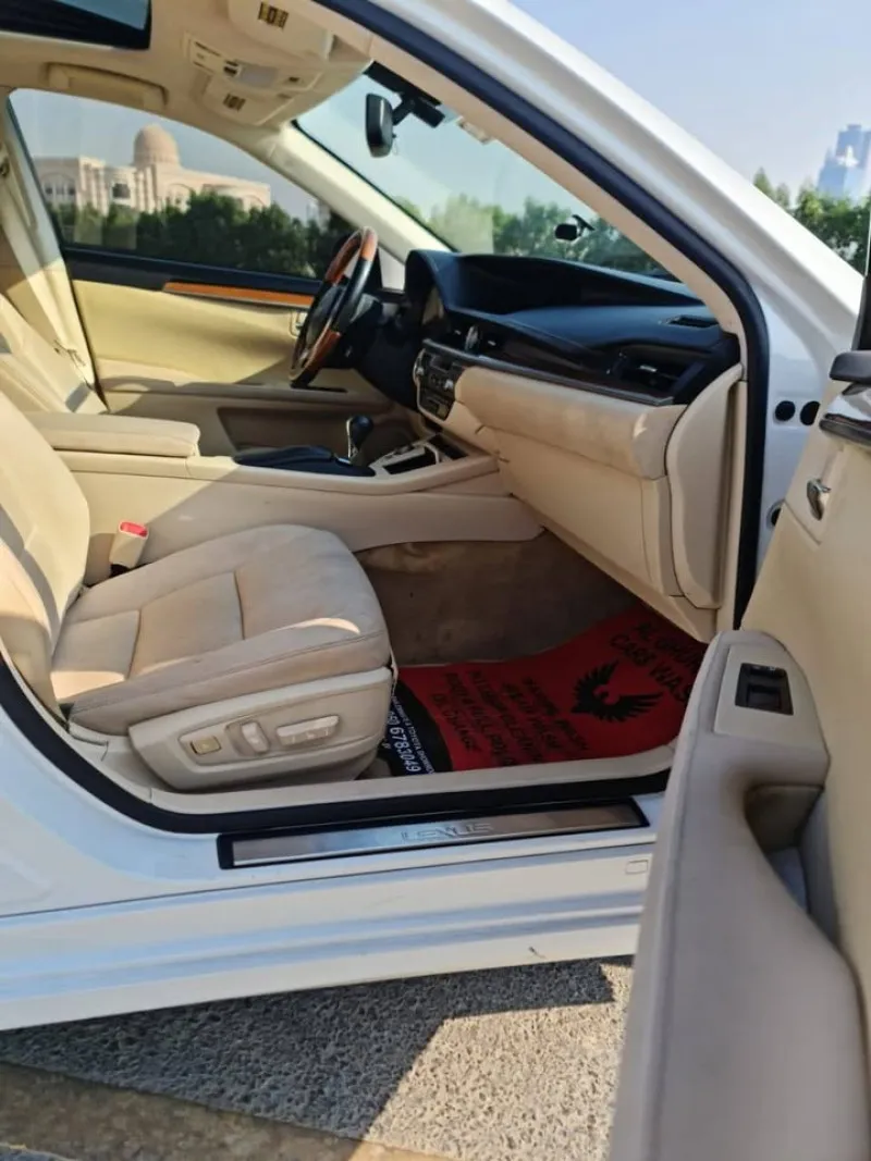 2014 لكزس ES - اي اس in Dubai