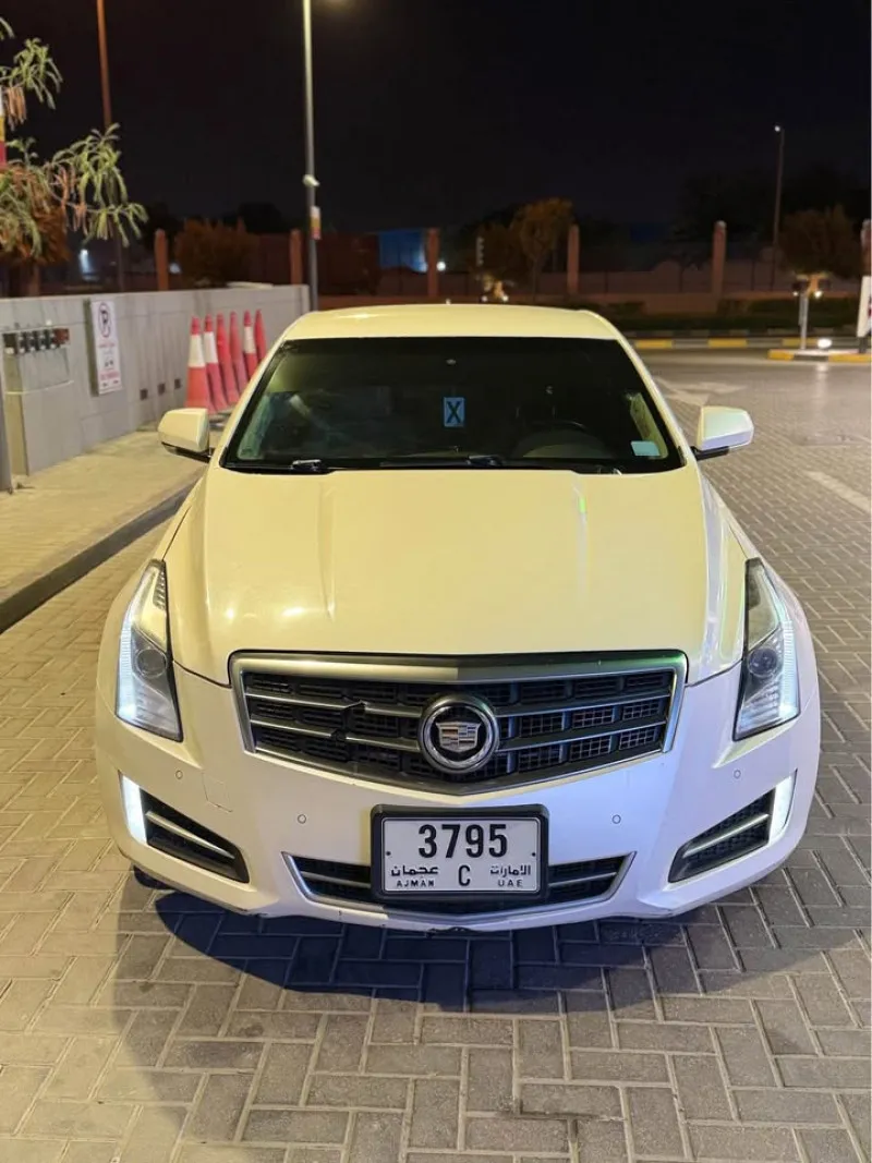 2014 كاديلاك آي تي أس in Dubai