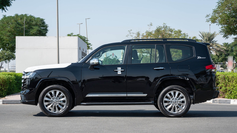 2022 Toyota Land Cruiser