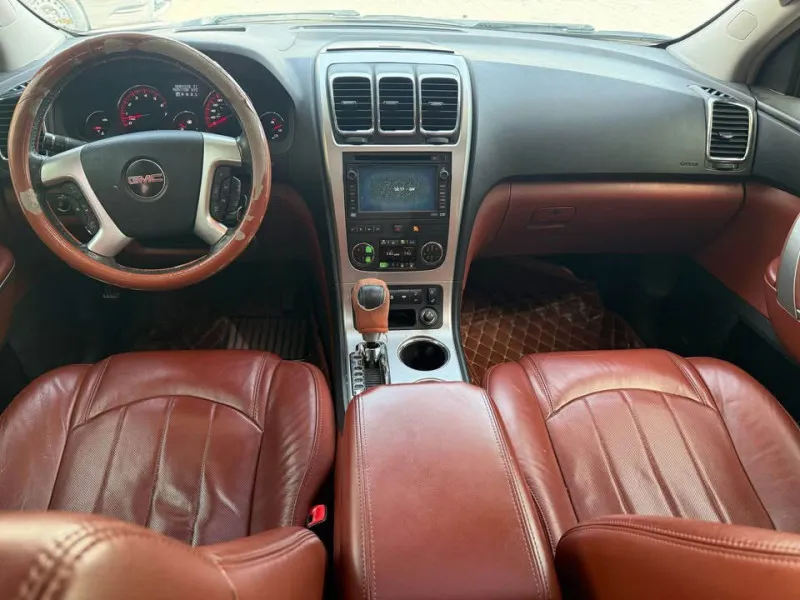 2009 GMC Acadia in Dubai