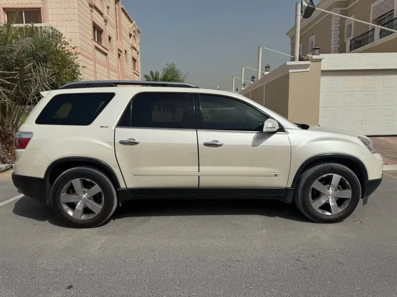 2009 GMC Acadia in Dubai