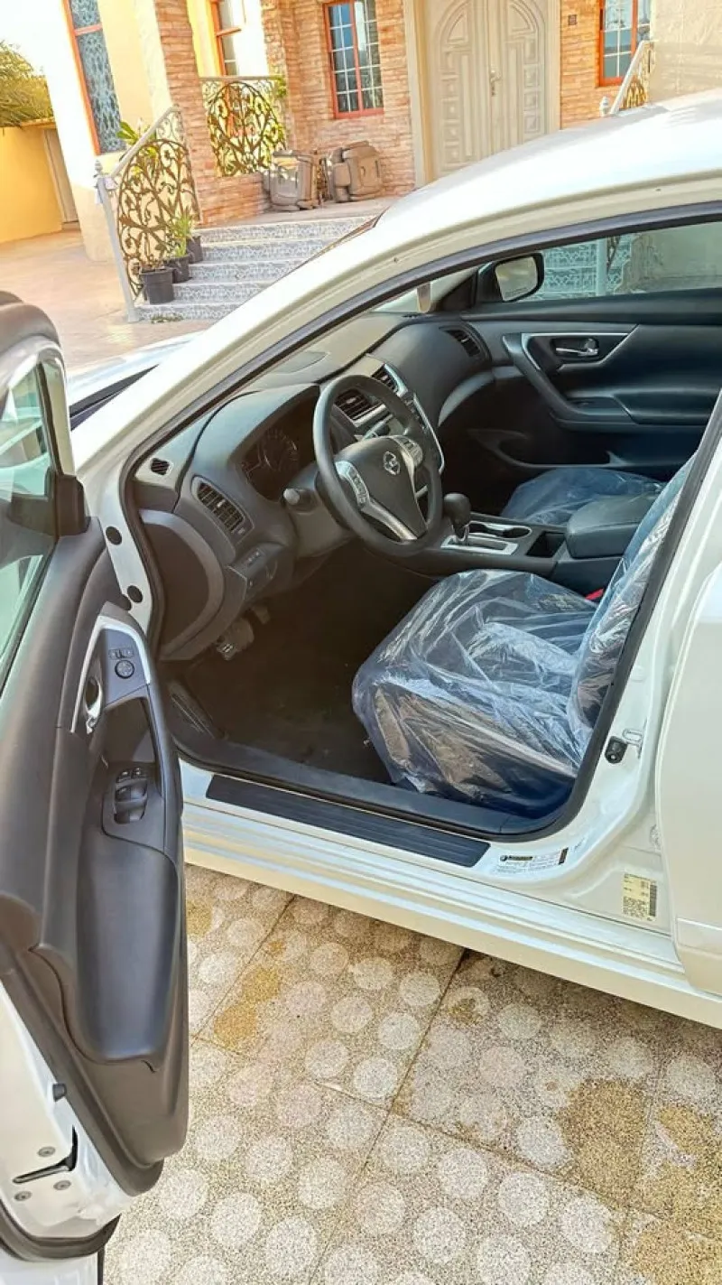 2016 Nissan Altima in Dubai