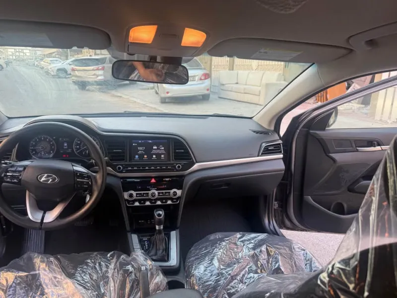 2020 Hyundai Elentra in Dubai