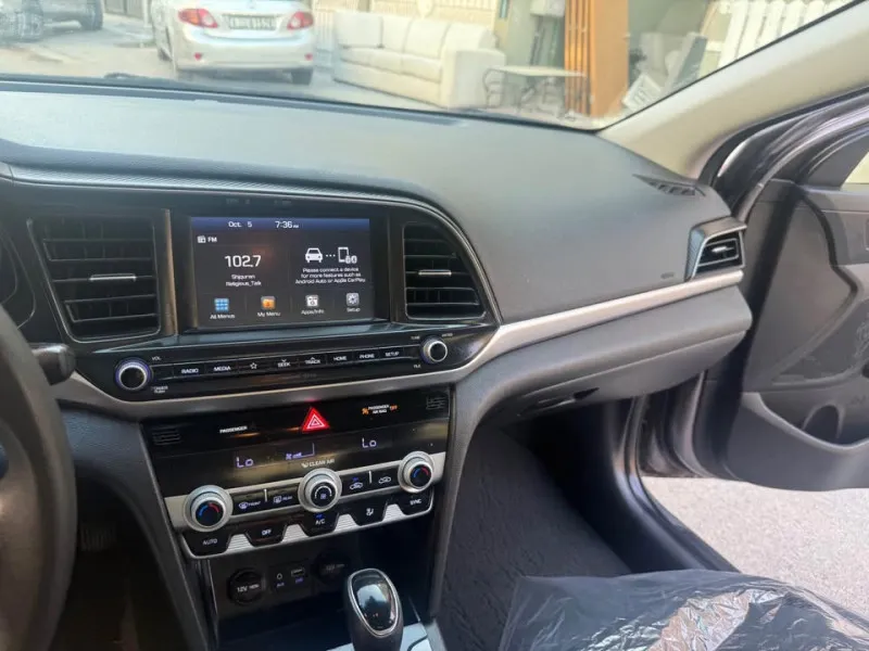 2020 Hyundai Elentra in Dubai