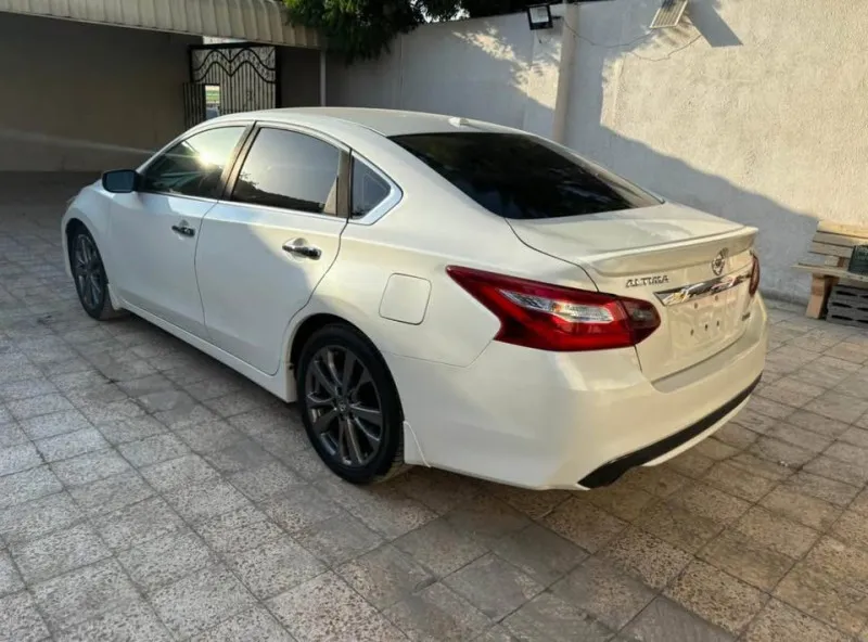 2018 Nissan Altima in Dubai