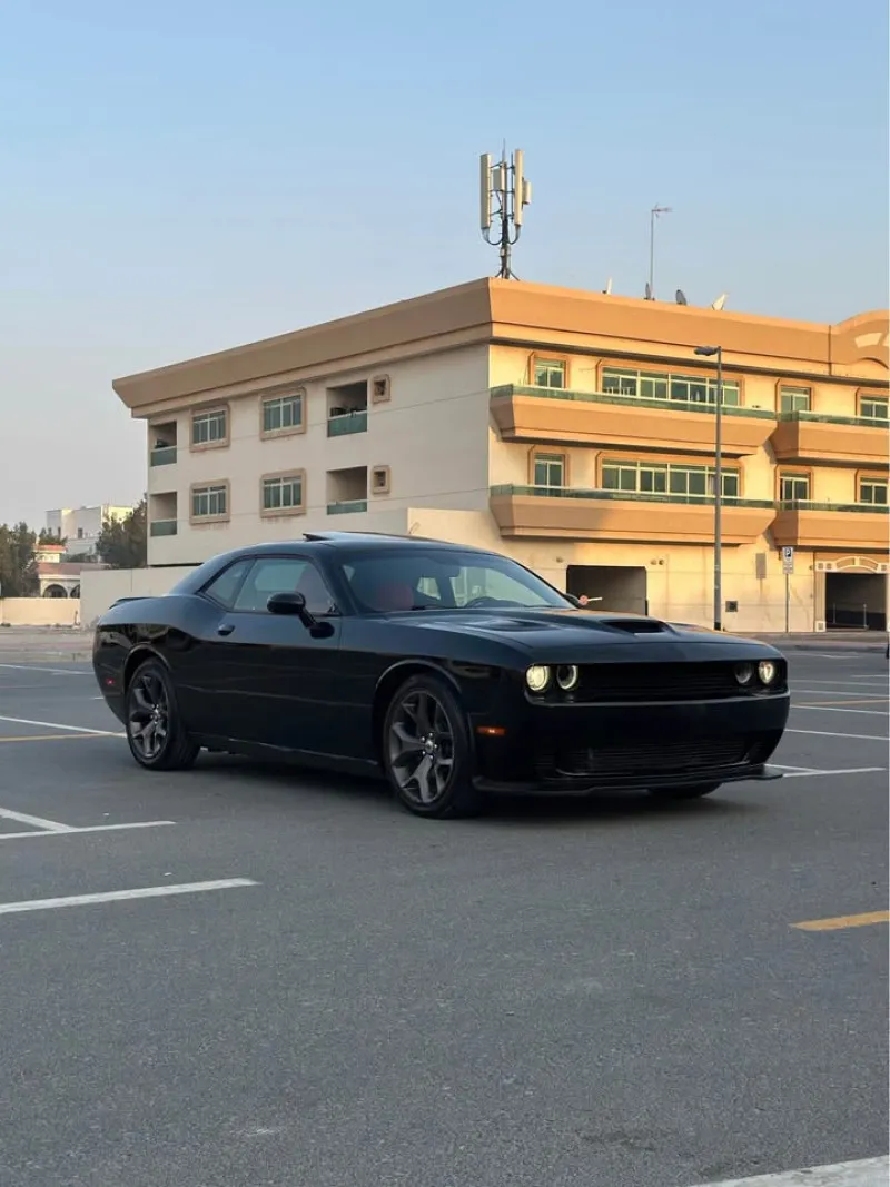 2019 دودج شالنجر in Dubai