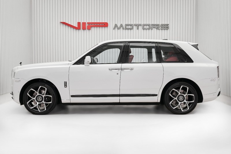 2019 Rolls Royce Cullinan in dubai