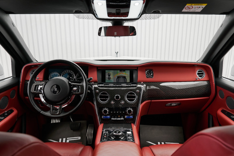 2019 Rolls Royce Cullinan in dubai