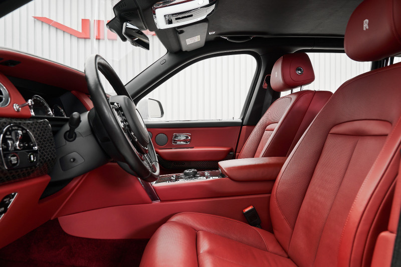 2019 Rolls Royce Cullinan in dubai