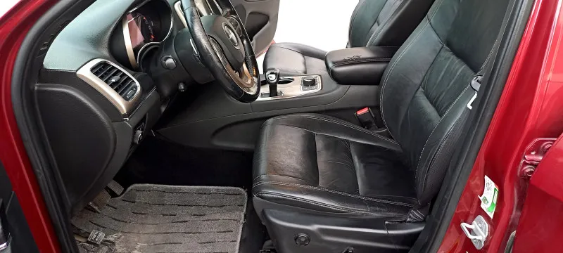 2014 Jeep Grand Cherokee in Dubai