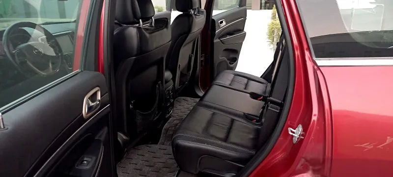 2014 Jeep Grand Cherokee in Dubai