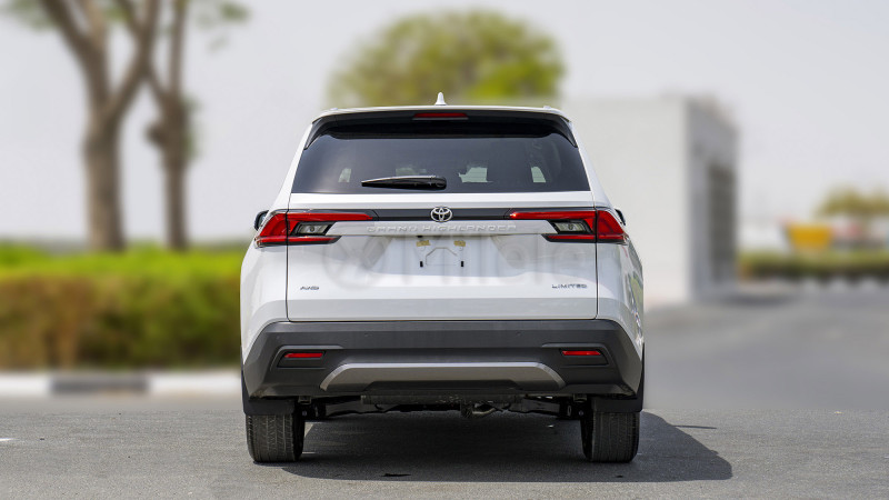 2024 Toyota Grand Highlander in dubai