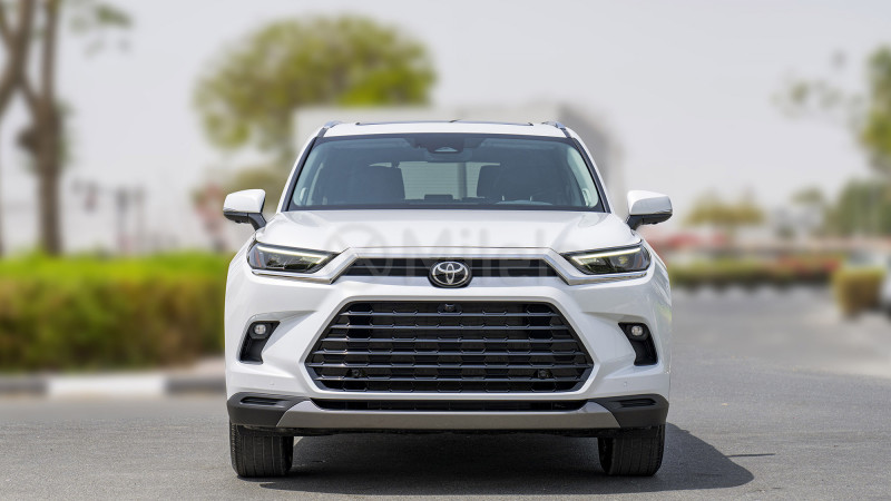 2024 Toyota Grand Highlander in dubai