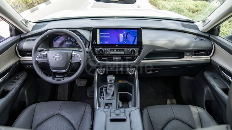 2024 Toyota Grand Highlander in dubai