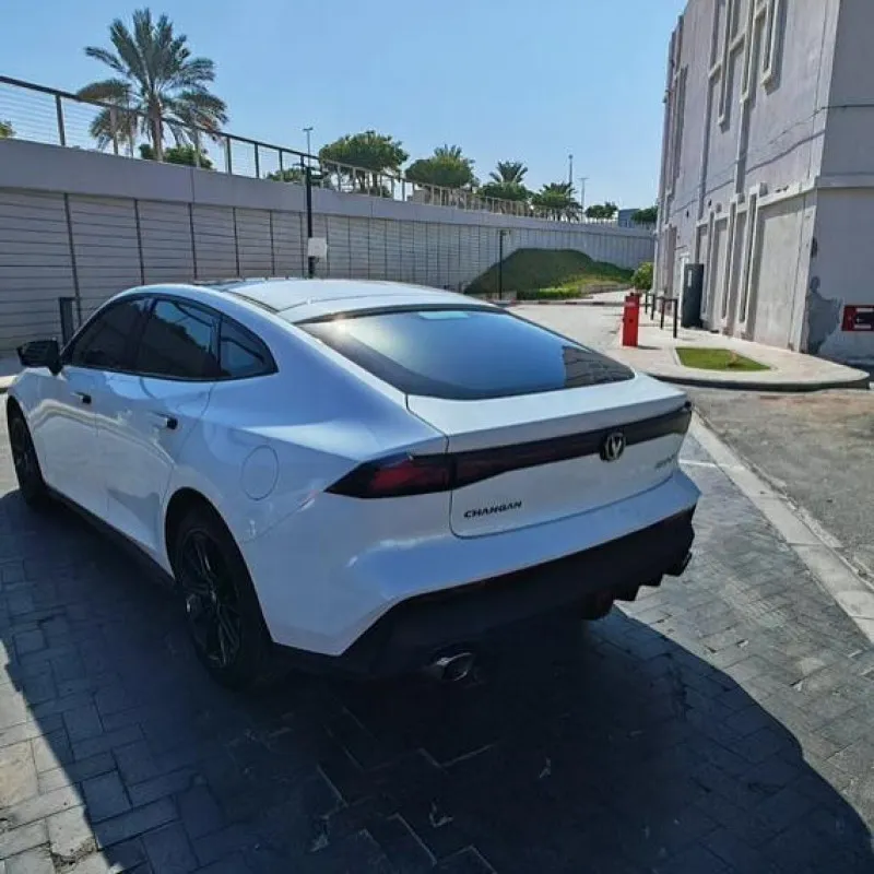 2023 تشانجن يوني في in Dubai