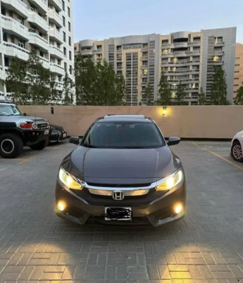 2016 Honda Civic in Dubai